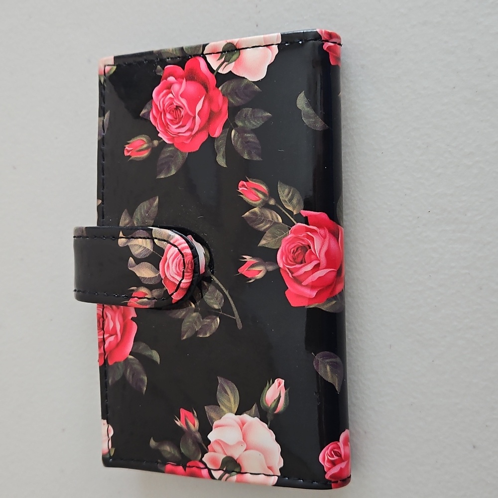 Safe Keeper Floral Black Wallet - Picture 2 of 11